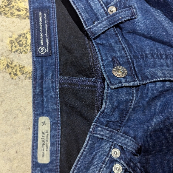 Reg $235 AG Adriano Goldschmied Legging  Super Skinny Jeans 28R - Picture 5 of 9